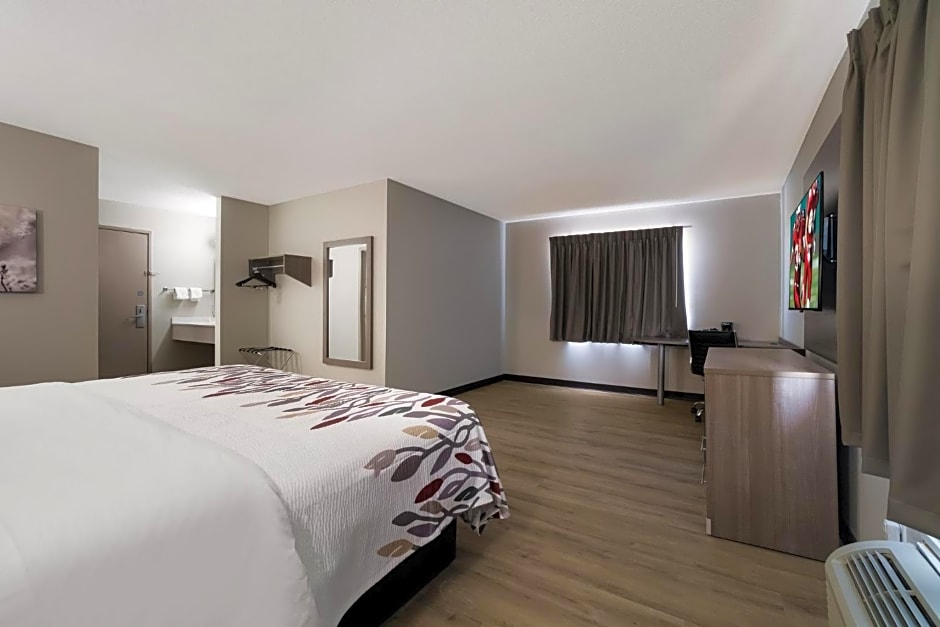 Super 8 by Wyndham Marston