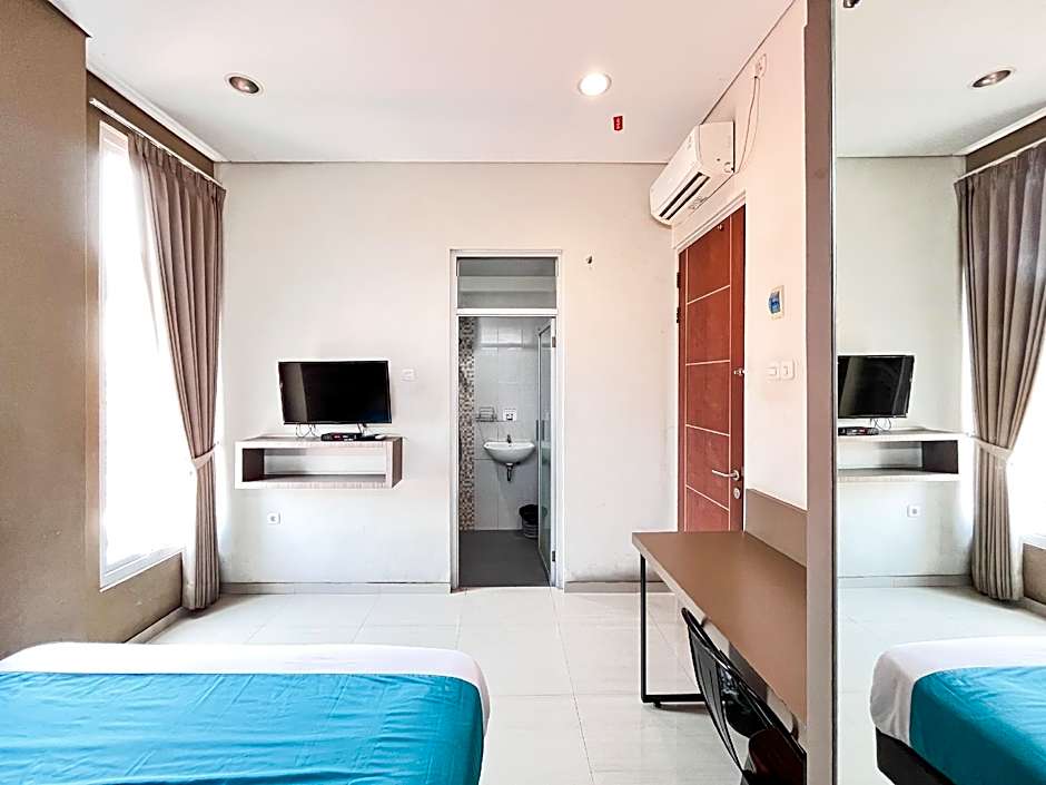 Urbanview Hotel Syariah Graha 8 Bubutan Surabaya