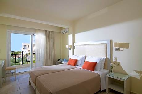 Superior One Bedroom Apartment