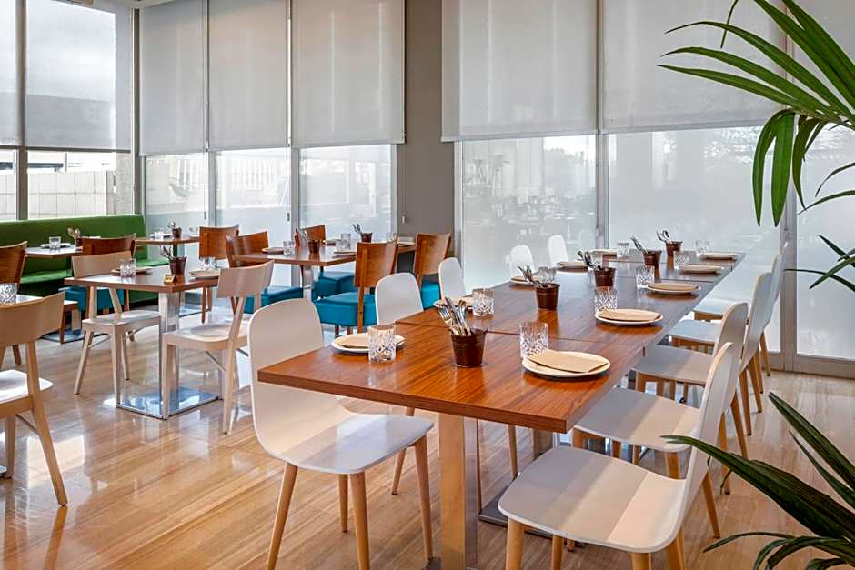 Hotel Madrid Chamartín Affiliated by Meliá