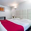 The Originals City, Hotel Lecourbe, Paris Tour Eiffel (Inter-Hotel)