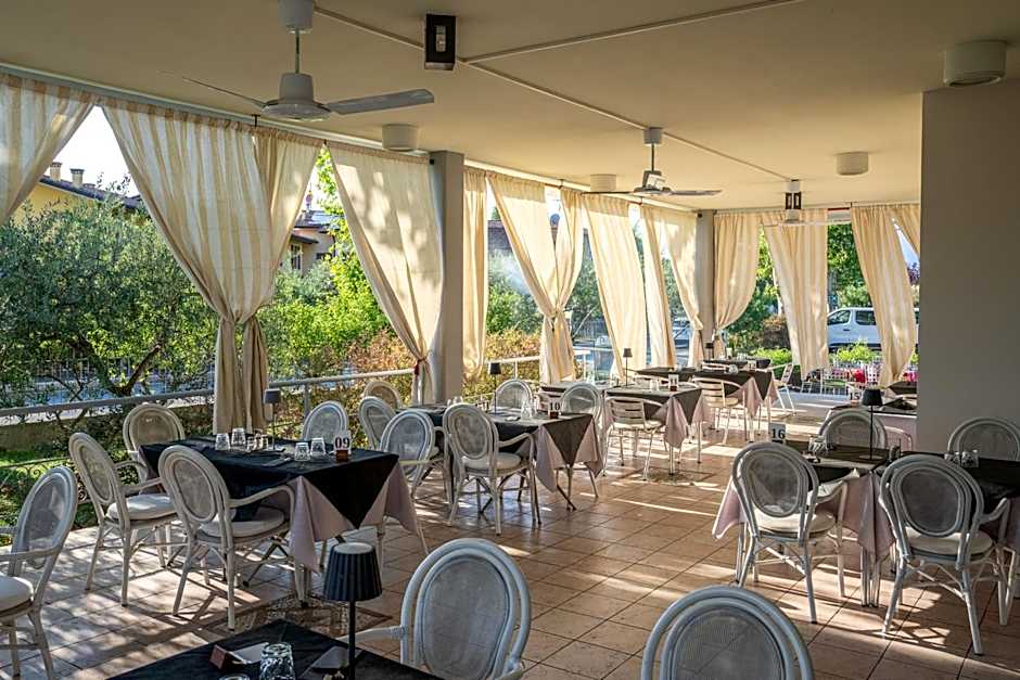Hotel La Carica