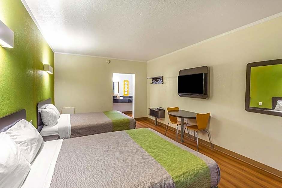 Motel 6-Huntington, WV
