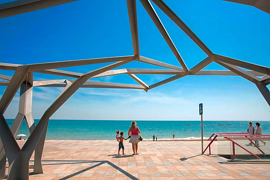 Hotel RH Vinaros Playa & Spa 4* Sup