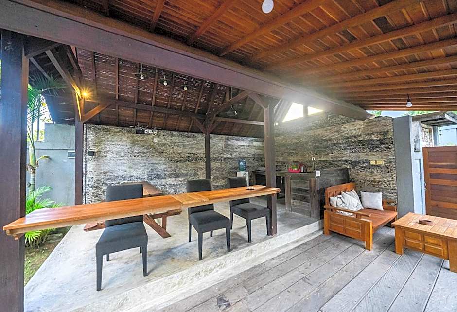 Tropical Canggu Hostel