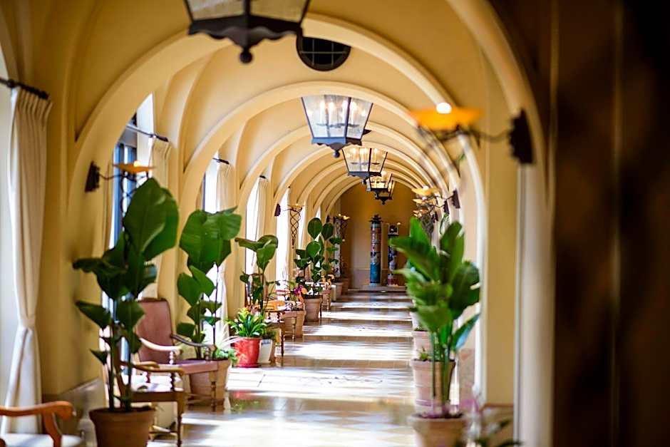 Hotel Nikko Alivila