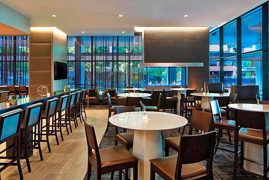 AC Hotel by Marriott Seattle Bellevue/Downtown