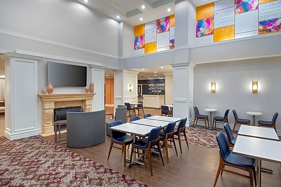 Hampton Inn By Hilton & Suites Hartford/Farmington