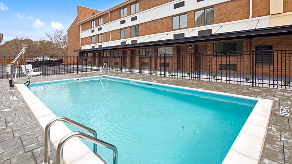 Best Western Atlanta-Marietta Ballpark Hotel