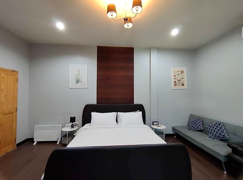 Morinaka Craftfe & Poshtel