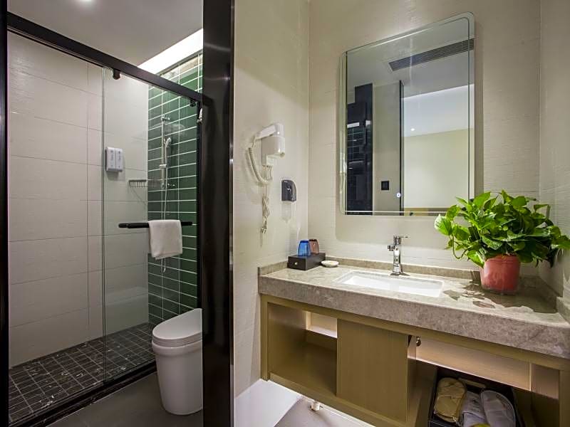 Green Tree Inn Express Yangzhou Wanda