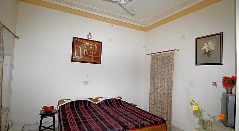 Hotel Jaswant Bhawan