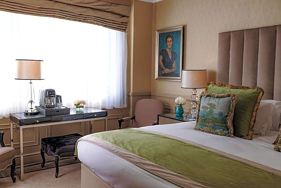 St James Hotel & Club Mayfair