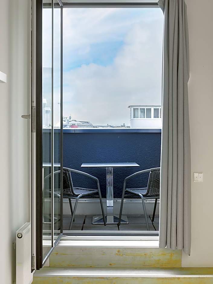 Numa Frankfurt Blau