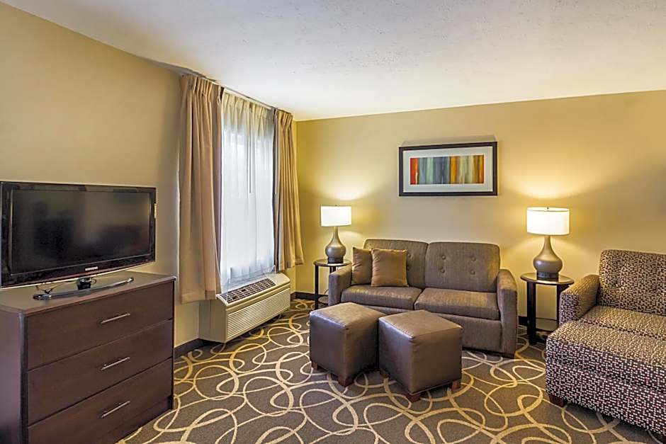 MainStay Suites Fargo - I-94 Medical Center
