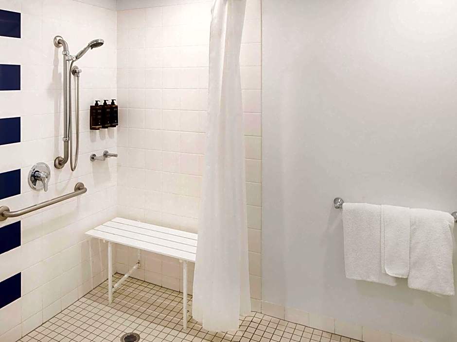 Mercure Sydney Bankstown