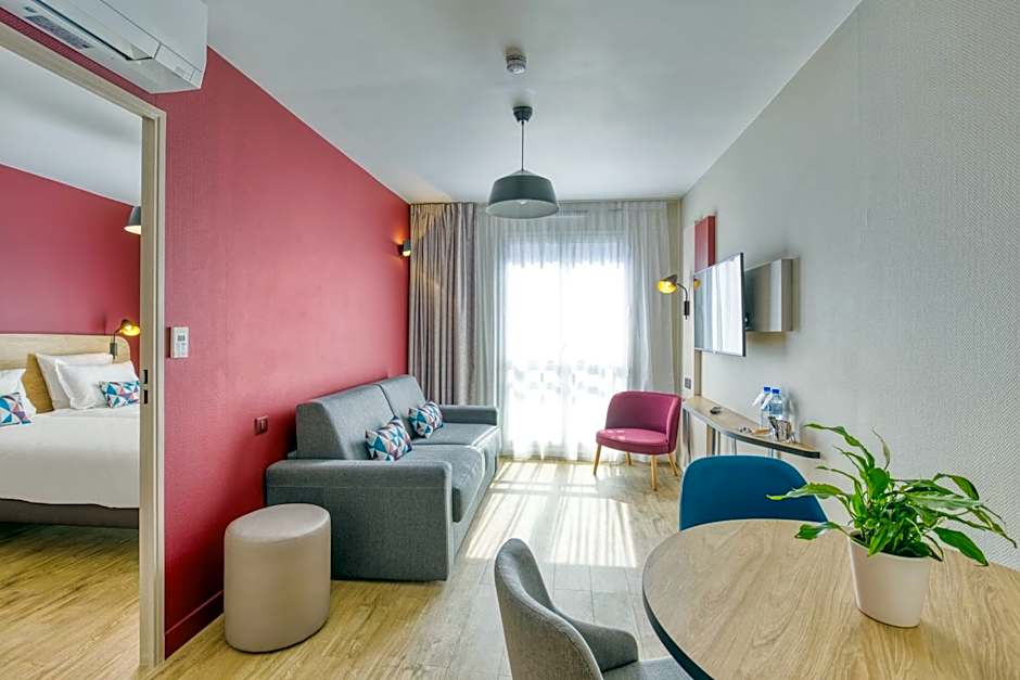 Appart'City Confort Paris Clichy - Mairie