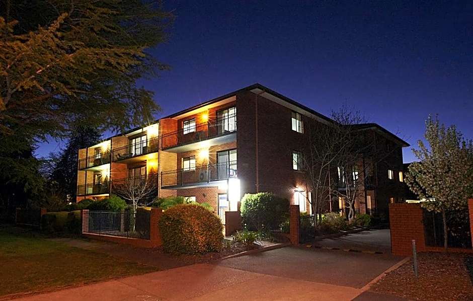 Oxley Court Serviced Apartments