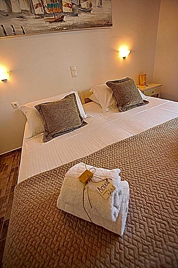 Anixis Studios Aliki Paros