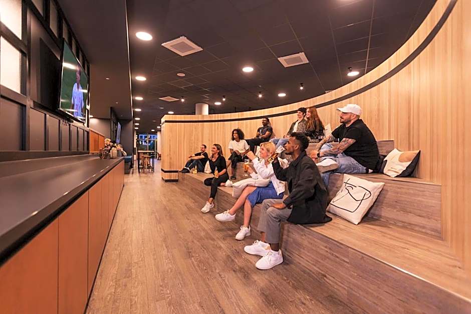 Holiday Inn - the niu, Tab Dusseldorf Main Station By IHG