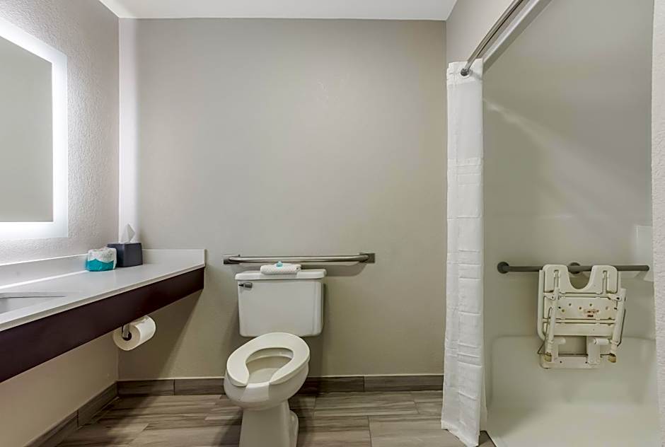 MainStay Suites Bourbonnais - Kankakee