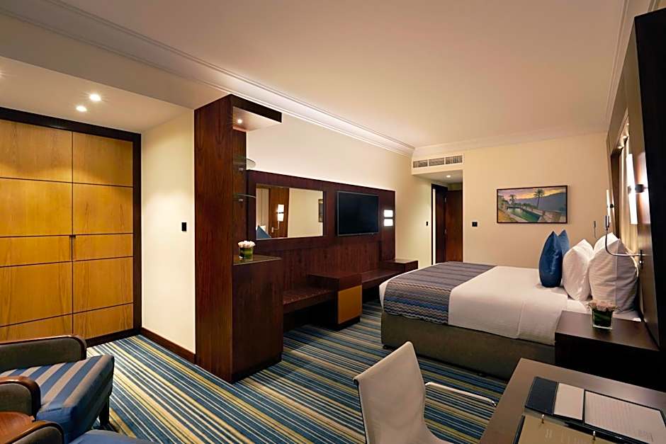 Photo 1 of 5 of Executive Suite, Jetted Tub