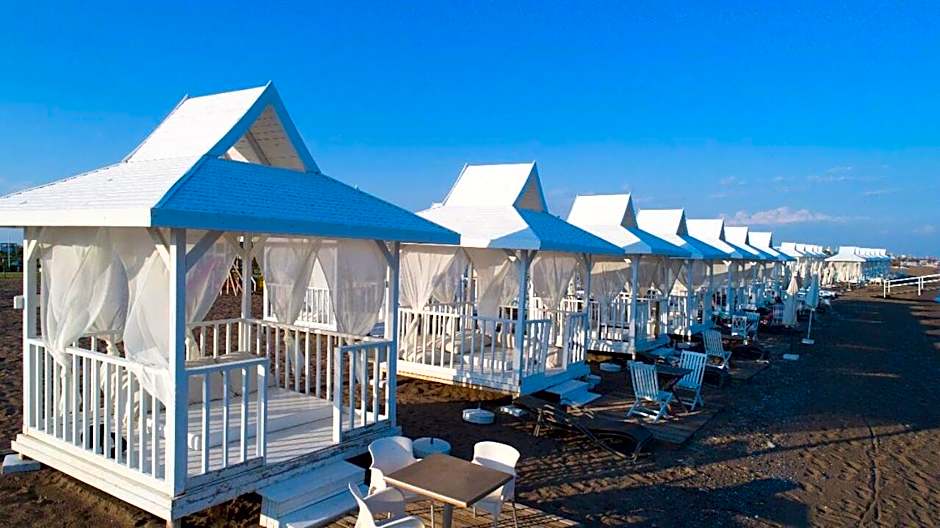 Gardenya Lara Suit Hotel