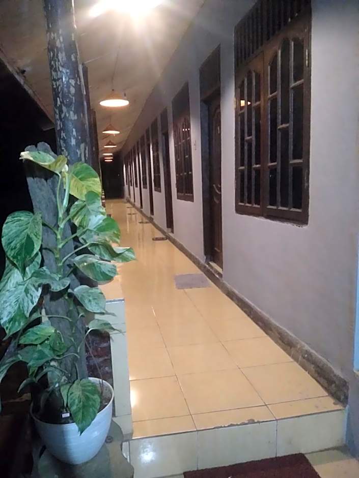 Umiyuki jungle tour only treking with us