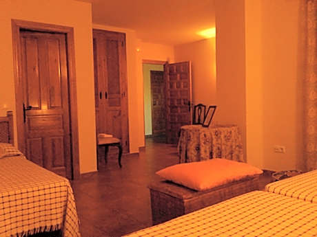 Quadruple Room with Private Bathroom