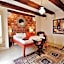 Chapel 5 Boutique Suites B&B