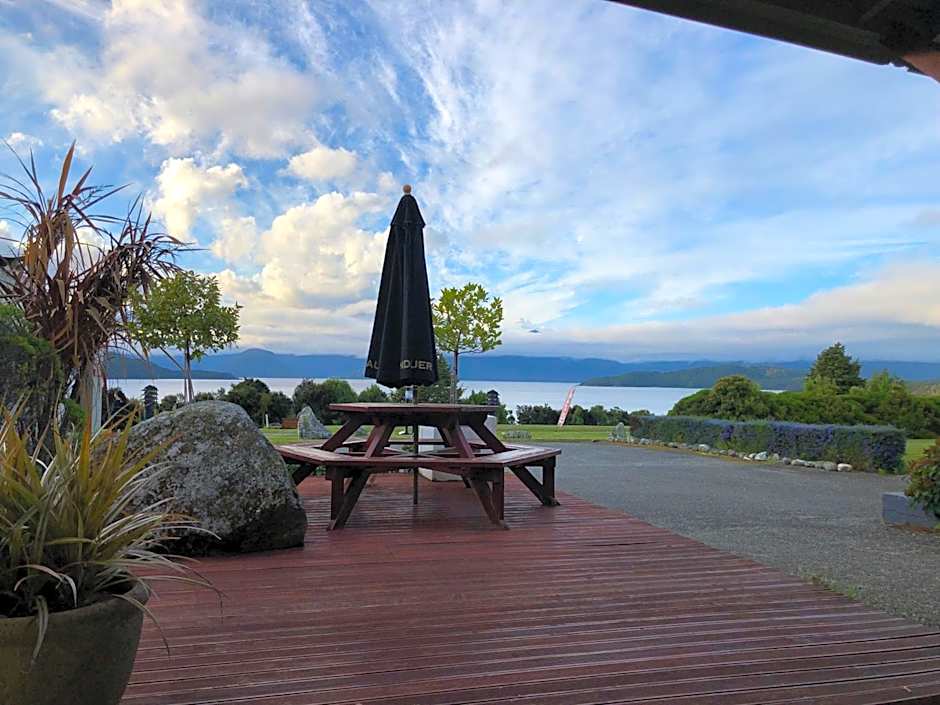 Manapouri Lakeview Motor Inn