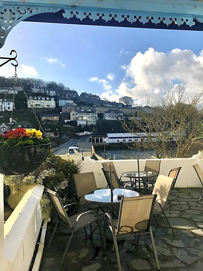 Bridgeside Guest House