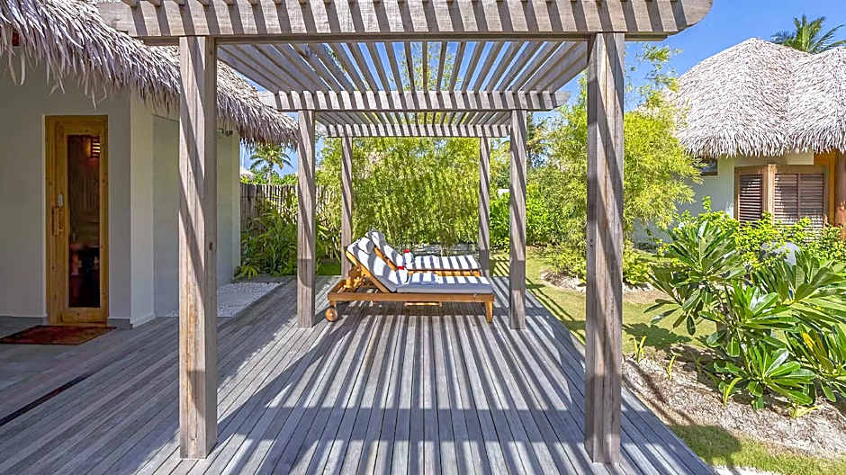 Melia Whale Lagoon Maldives