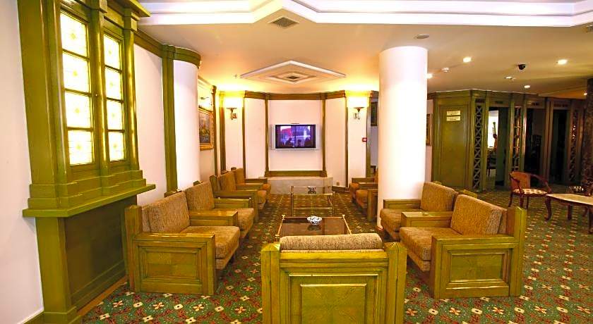 Istanbul Royal Hotel