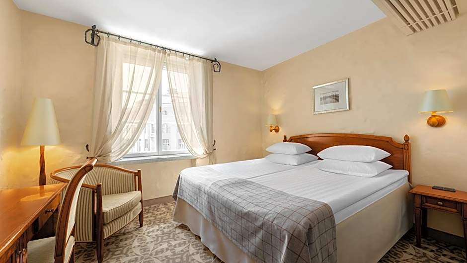 Rixwell Collection Savoy Boutique Hotel