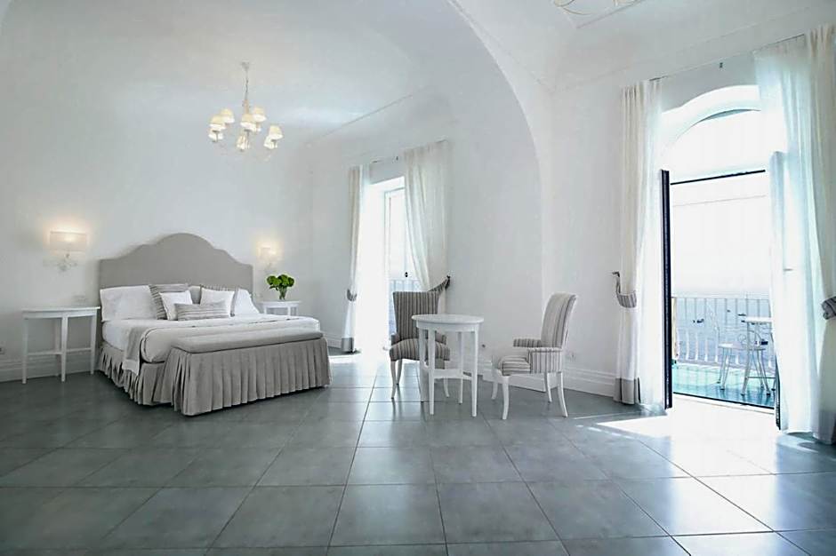 Photo 1 of 5 of Family Suite, Balcony