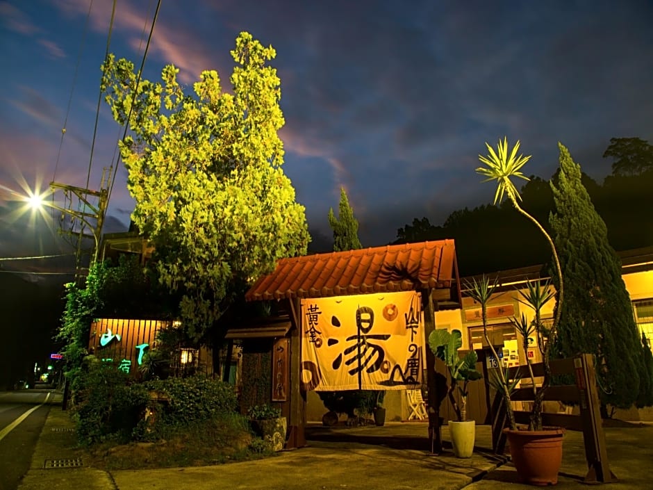 Sunshine Hot Spring B&B