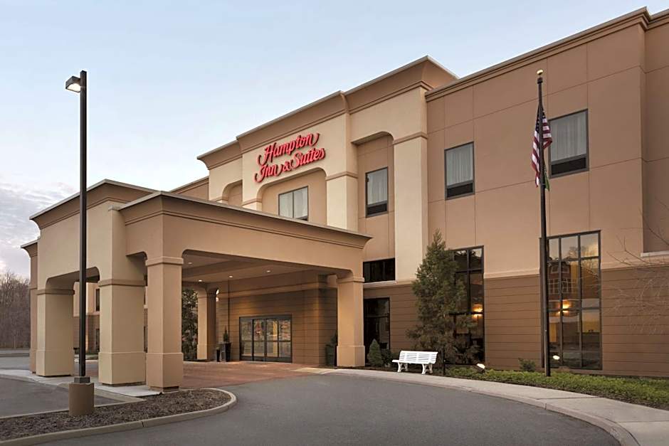Hampton Inn & Suites by Hilton Mahwah NJ