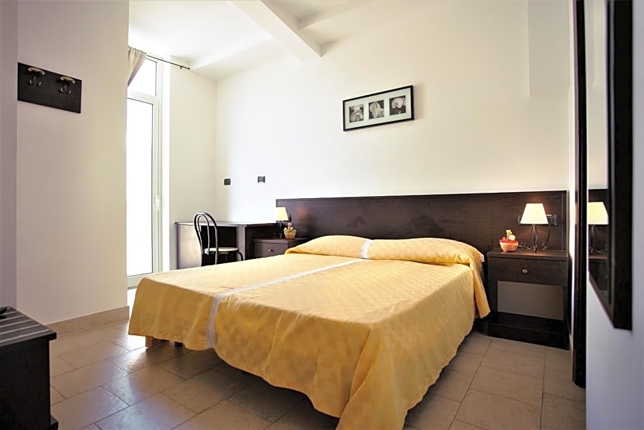 Hotel Marabel