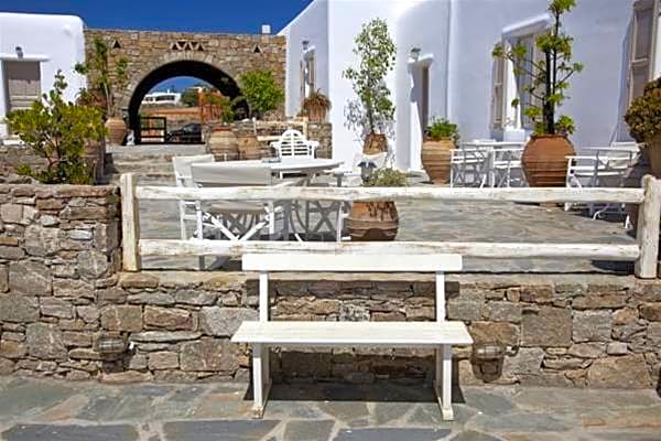 Elenis Village Suites