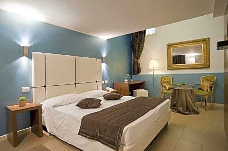 Bilevel Room (capacity 4)