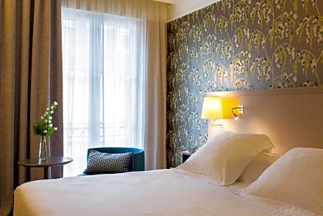 Room Deluxe