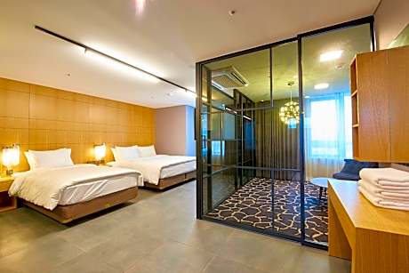Family Twin Room