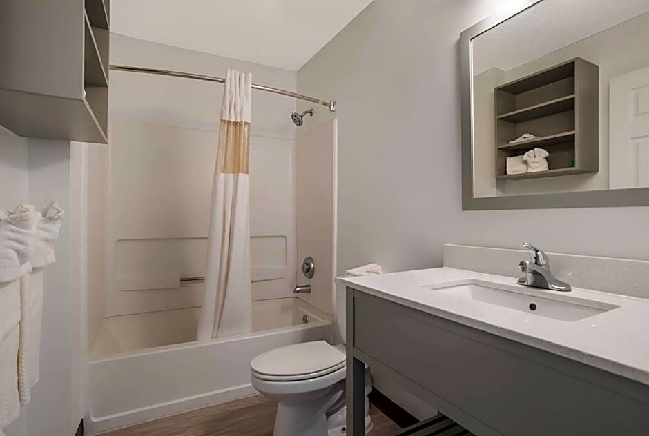 Suburban Studios Biloxi North Area