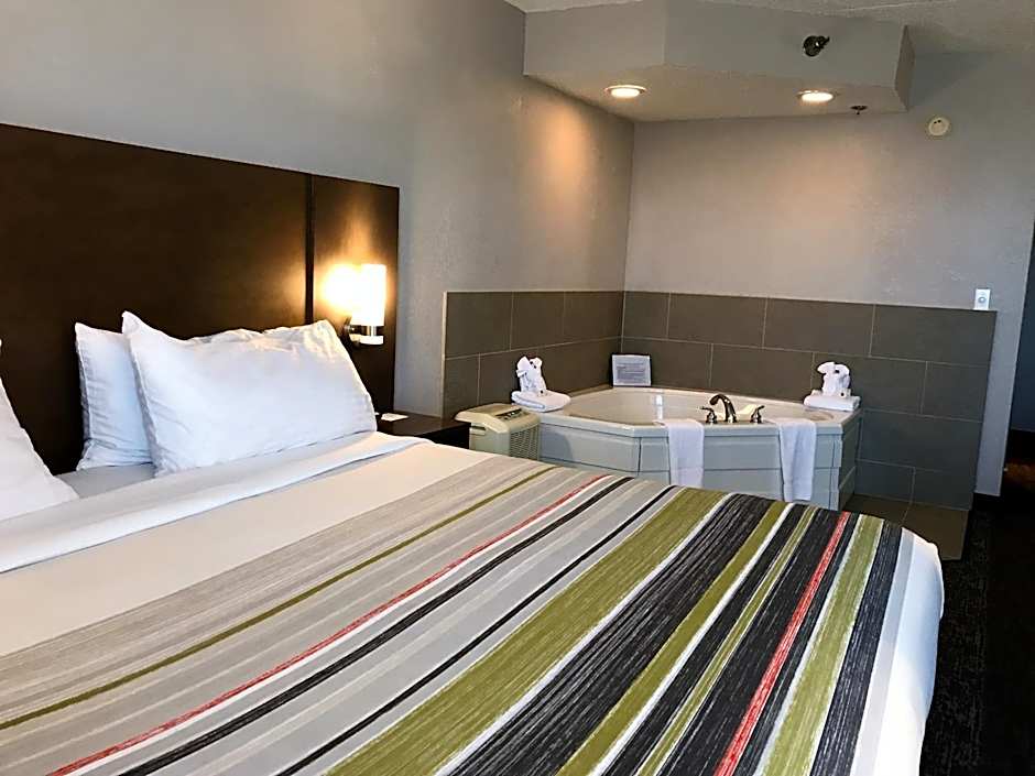 Country Inn & Suites by Radisson, Mt. Pleasant-Racine West, WI