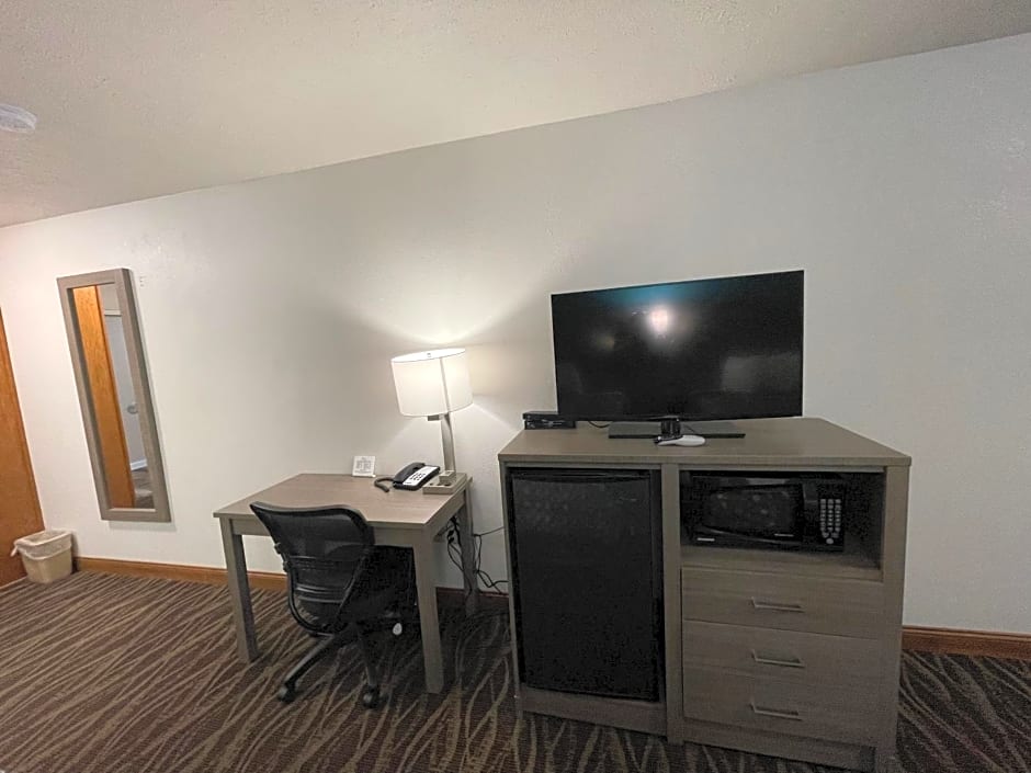 Baymont by Wyndham Bellevue - Omaha