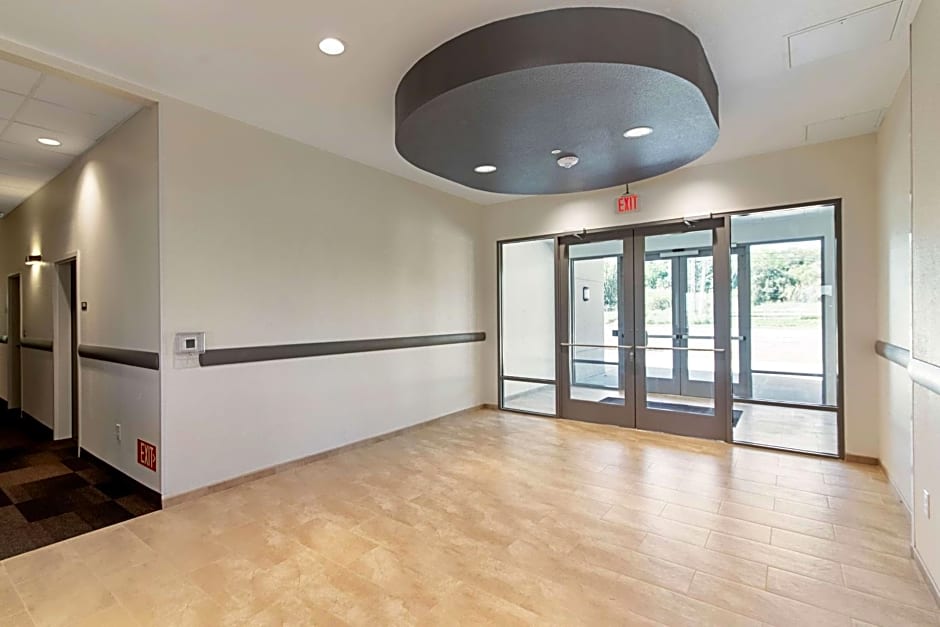 Studio 6 Austin Airport