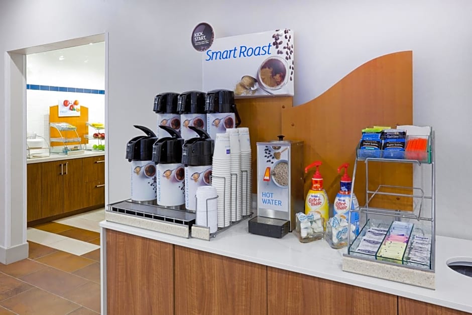 Holiday Inn Express Hotel & Suites Dickinson By IHG