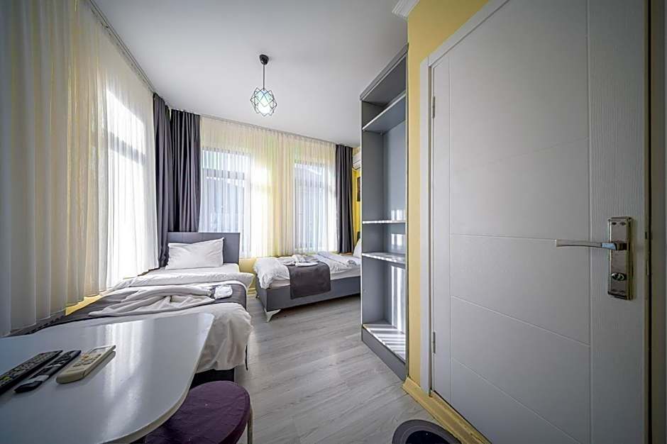 Cihangir apart