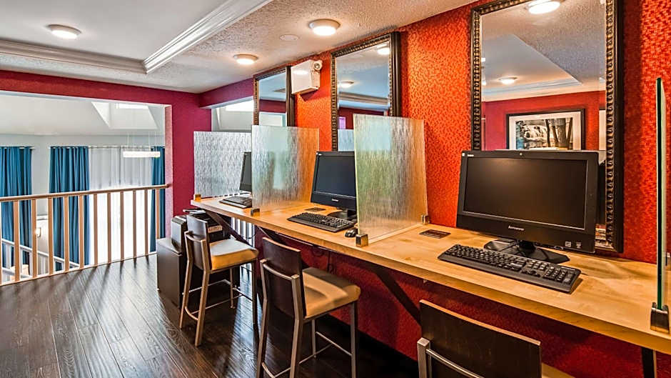 Best Western Plus Regency Inn and Conference Centre